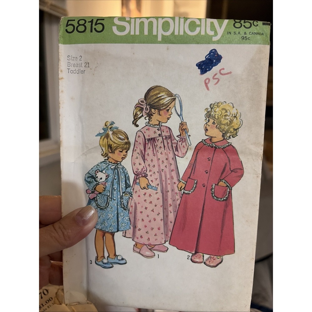 Simplicity 5815 Toddlers Robe and Nightgown Sewing Pattern Size 2 Vintage 1973